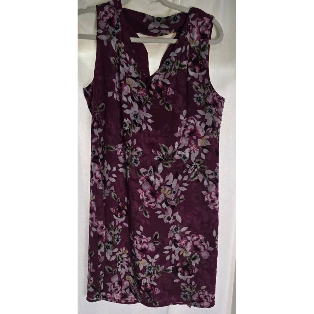 White House Black Market Floral Sleeveless Liquid Knit Shift Dress Size 4